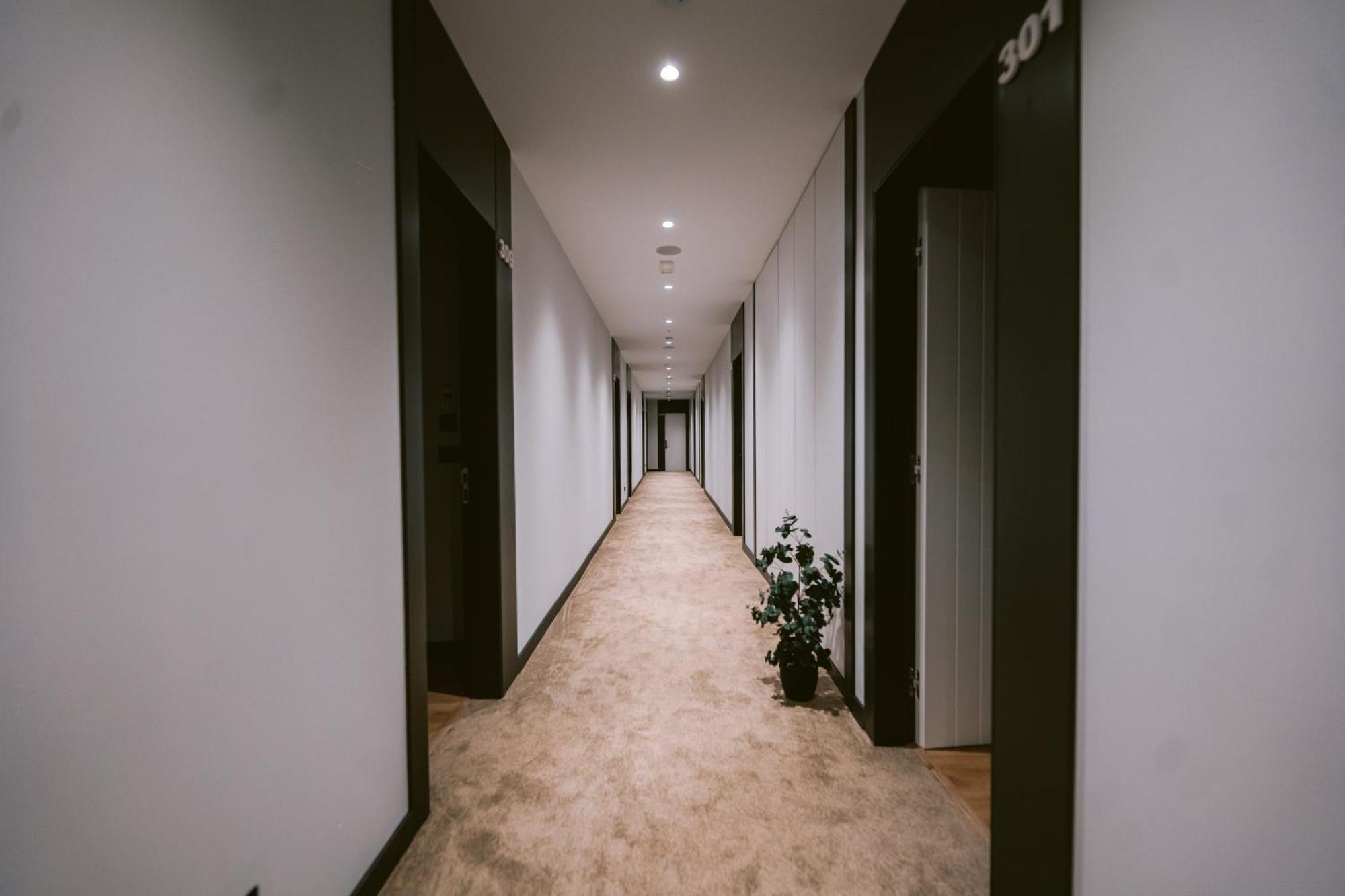 Tribute Hotel Shkodër 外观 照片