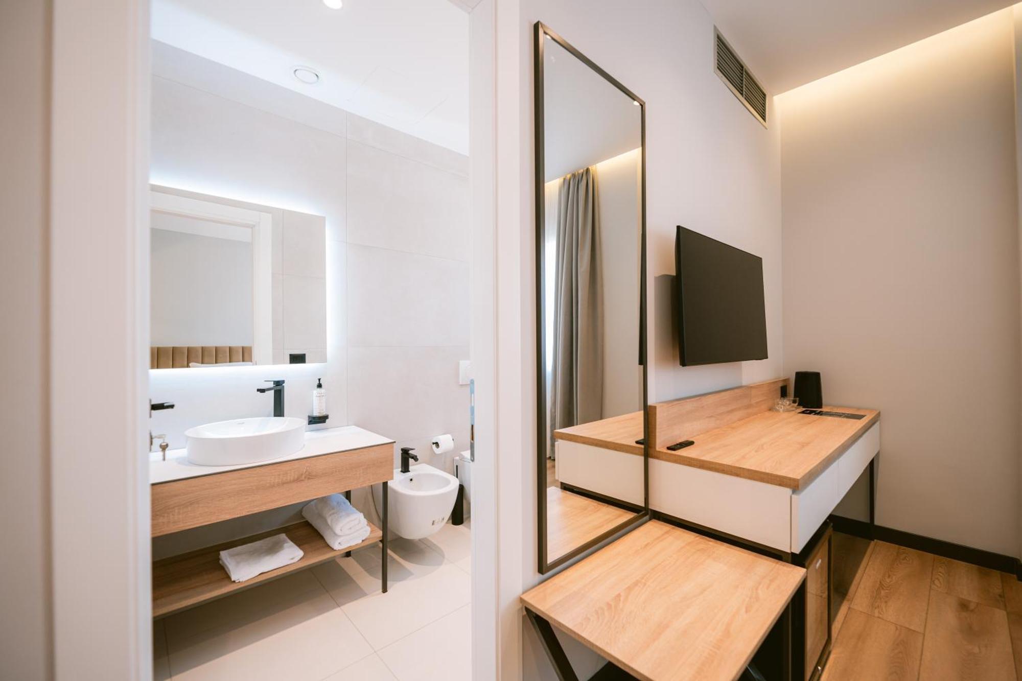 Tribute Hotel Shkodër 外观 照片